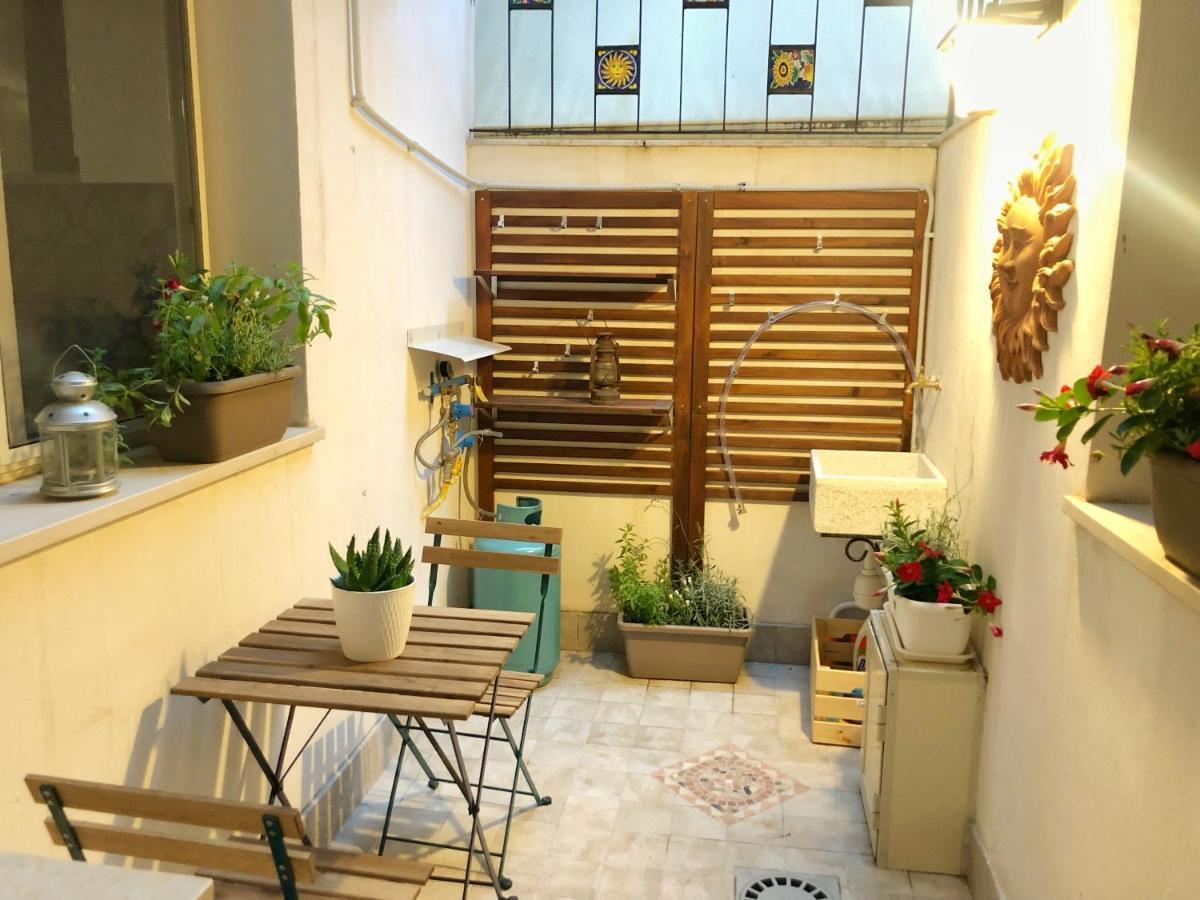 Apartment Alfonzetti-5 Min Walk To Central Train And Bus Station Catânia Exterior foto